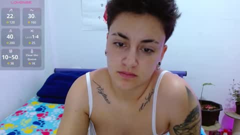 lyan onlyfans n linda online show from March 4, 2025, 4:52 pm