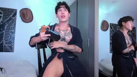 connor_davis online show from May 24, 2026, 2:16 am