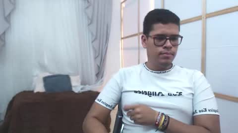 connor_kenway67 online show from September 10, 2025, 12:16 pm