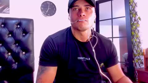 Connor Smith online show from February 19, 2025, 12:00 pm