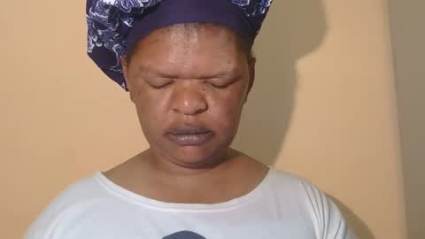 conny online show from September 23, 2025, 3:09 am