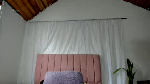 conyabril online show from May 11, 2026, 12:55 pm