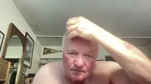 Snapshot of cookoosnest chatting on September 23, 2025, 12:02 am cookoosnest online show from September 23, 2025, 12:02 am