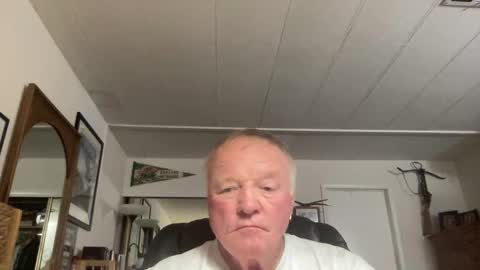 Snapshot of cookoosnest chatting on September 29, 2025, 4:17 am cookoosnest online show from September 29, 2025, 4:17 am