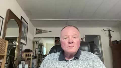 Snapshot of cookoosnest chatting on October 28, 2025, 12:03 am cookoosnest online show from October 28, 2025, 12:03 am