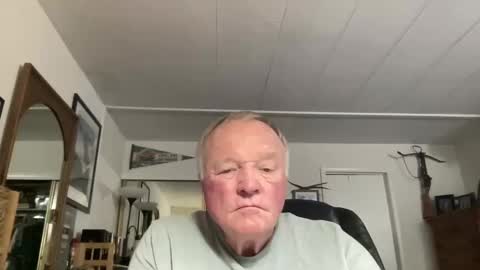 Snapshot of cookoosnest chatting on October 30, 2025, 5:53 am cookoosnest online show from October 30, 2025, 5:53 am