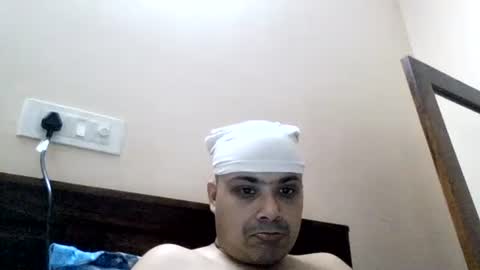 Cool Breeze09 online show from June 16, 2026, 7:44 am