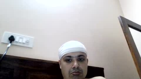 Cool Breeze09 online show from July 3, 2026, 11:38 am