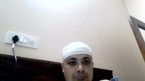 Cool Breeze09 online show from July 15, 2026, 9:36 am