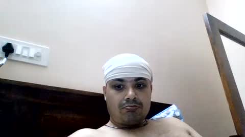 Cool Breeze09 online show from July 18, 2026, 7:23 am