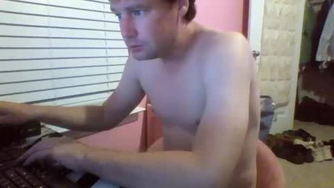 cooldude122222 online show from October 8, 2025, 11:19 am