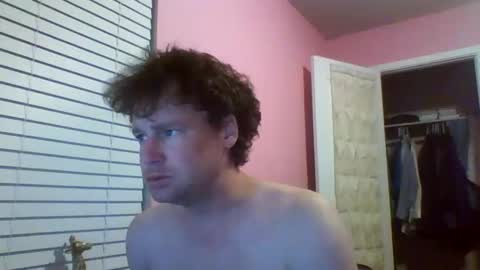 cooldude122222 online show from November 7, 2025, 11:54 am