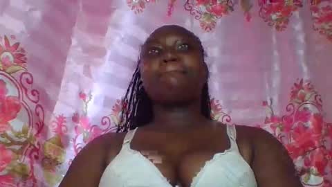 Snapshot of coolgirl001 chatting on October 6, 2025, 10:45 am coolgirl001 online show from October 6, 2025, 10:45 am