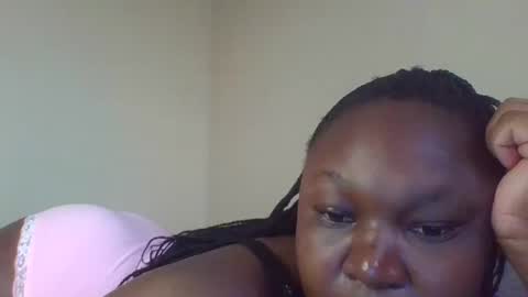 Snapshot of coolgirl001 chatting on October 17, 2025, 1:03 pm coolgirl001 online show from October 17, 2025, 1:03 pm