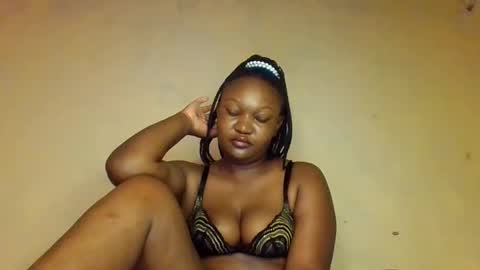 coolgirl001 online show from March 16, 2026, 11:14 am