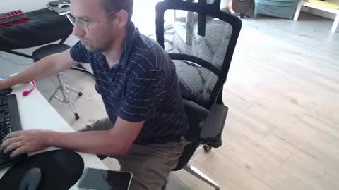 coolnerdguy79 online show from September 15, 2025, 7:19 am