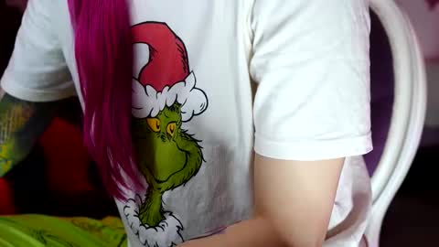 Ginger The Cringer online show from December 21, 2025, 9:16 am