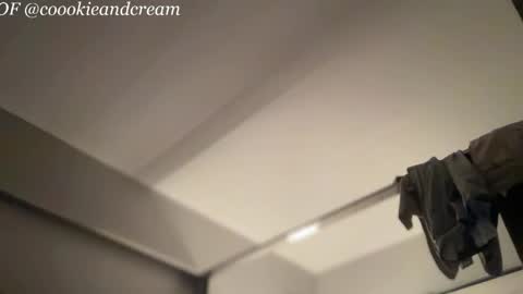 coookieandcream online show from March 23, 2026, 6:28 am