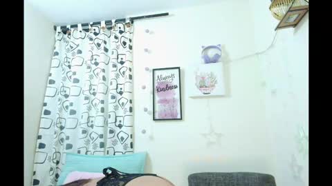 Snapshot of coral_davis chatting on December 30, 2024, 3:14 am Coral online show from December 30, 2024, 3:14 am