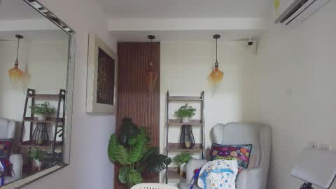 Snapshot of coral_lise chatting on September 11, 2025, 11:10 am Coral online show from September 11, 2025, 11:10 am
