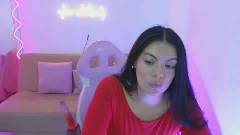 Carolina  online show from February 19, 2025, 3:28 am