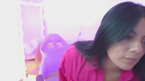 Carolina  online show from February 28, 2025, 3:26 am