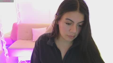 Carolina  online show from March 12, 2025, 3:46 am