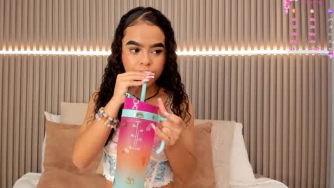 Snapshot of coralineross_ chatting on January 31, 2025, 11:03 am coralineross_ online show from January 31, 2025, 11:03 am