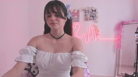 Coraline uwu     Bienvenidos al dulce mundo de Coraline    Hola amores soy Coraline  Una chica  tierna juguetona online show from May 3, 2026, 8:26 pm