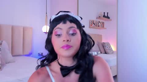 Coral Smith online show from October 23, 2025, 6:50 pm