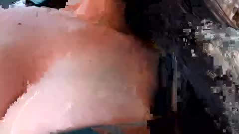 Snapshot of coralwells chatting on May 6, 2026, 1:14 am coralwells online show from May 6, 2026, 1:14 am
