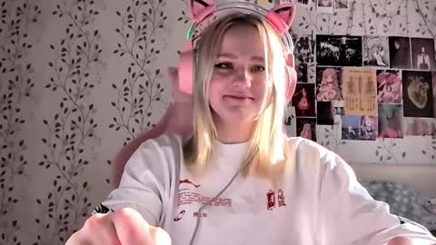 Sandra online show from February 13, 2026, 8:10 am