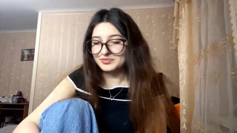 Elisheva online show from November 4, 2025, 1:10 pm