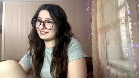 Elisheva online show from May 5, 2026, 11:18 am