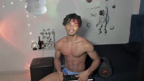 Snapshot of coreyglover chatting on September 17, 2025, 6:59 am CoreyGlover online show from September 17, 2025, 6:59 am