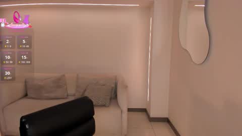 Corina online show from September 9, 2025, 5:23 pm