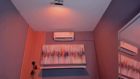 Snapshot of corinnah chatting on September 16, 2025, 12:06 pm Cori online show from September 16, 2025, 12:06 pm