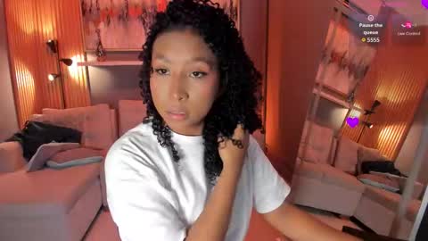 Snapshot of corinnah chatting on October 18, 2025, 12:17 pm Cori online show from October 18, 2025, 12:17 pm