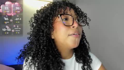 Snapshot of corinnah_beauty_ chatting on February 3, 2026, 2:53 am Corih online show from February 3, 2026, 2:53 am