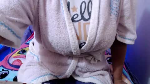 Snapshot of corinnahothotxxx chatting on September 22, 2025, 9:55 am corinnahothotxxx online show from September 22, 2025, 9:55 am