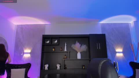 Corinne Russo online show from January 24, 2025, 4:27 am