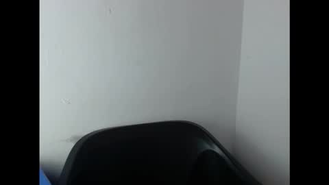 Snapshot of cornxcunt chatting on November 3, 2025, 4:19 pm cornxcunt online show from November 3, 2025, 4:19 pm