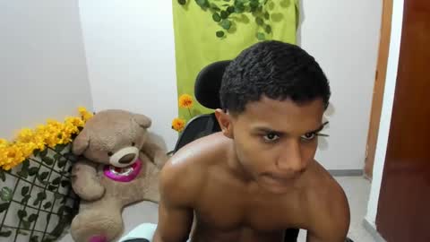 Ethan  online show from December 3, 2024, 1:41 am