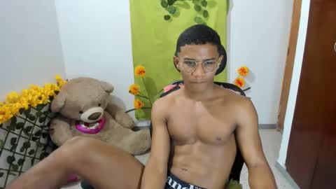 Ethan  online show from December 7, 2024, 3:25 am