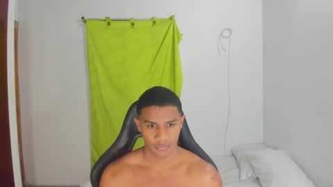 Ethan  online show from April 26, 2026, 3:21 pm