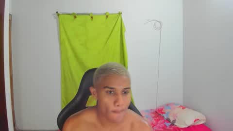 Ethan  online show from May 9, 2026, 3:39 pm