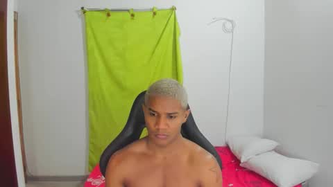 Ethan  online show from May 11, 2026, 3:40 pm