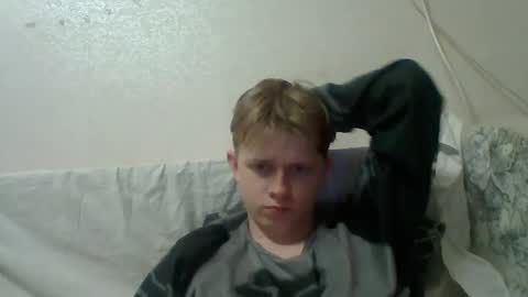 Andrew online show from April 28, 2026, 8:25 pm