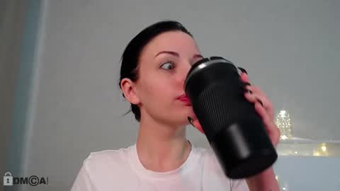 Ana online show from January 19, 2026, 3:32 am