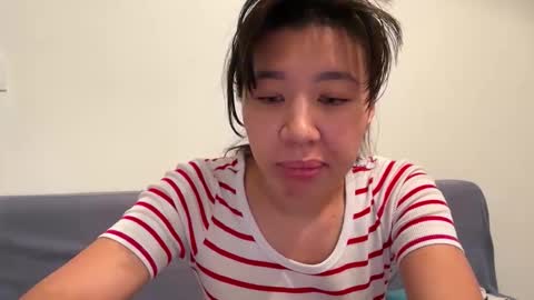 Lina online show from November 7, 2025, 5:02 pm